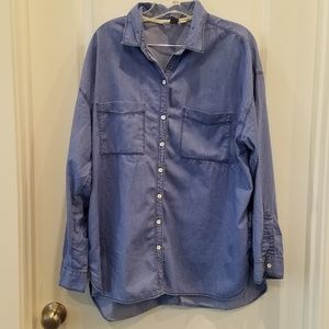 Old Navy blue chambray shirt XL